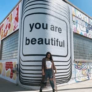 Meet your Posher, Isabele